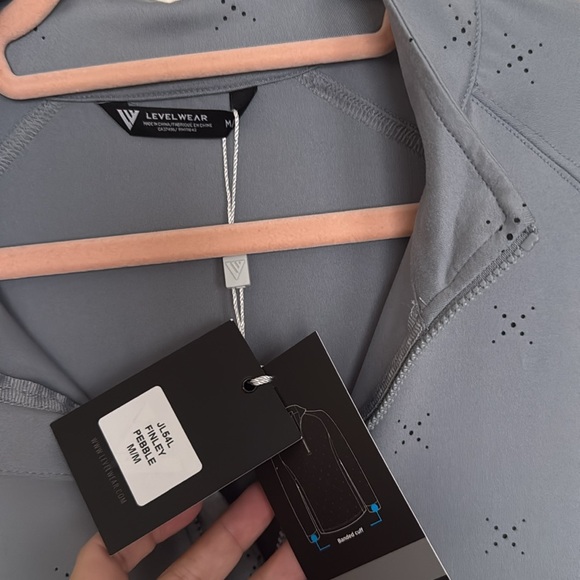 Finley | Quarter Zip | Pullover - Picture 6 of 17